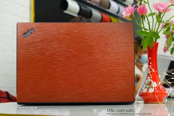 lenovo-thinkpad-cam-xuoc