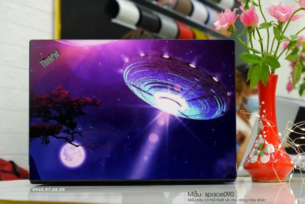 lenovo-thinkpad-khong-gian-space090