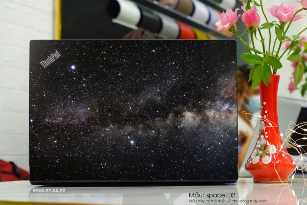 lenovo-thinkpad-khong-gian-space102