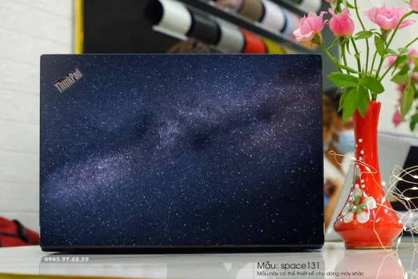 lenovo-thinkpad-khong-gian-space131