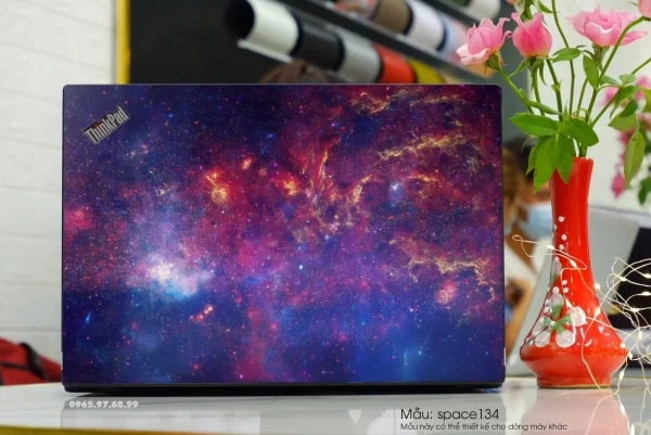 lenovo-thinkpad-khong-gian-space134