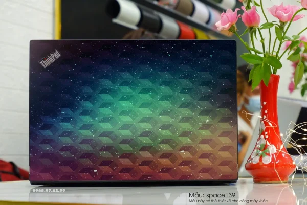 lenovo-thinkpad-khong-gian-space139